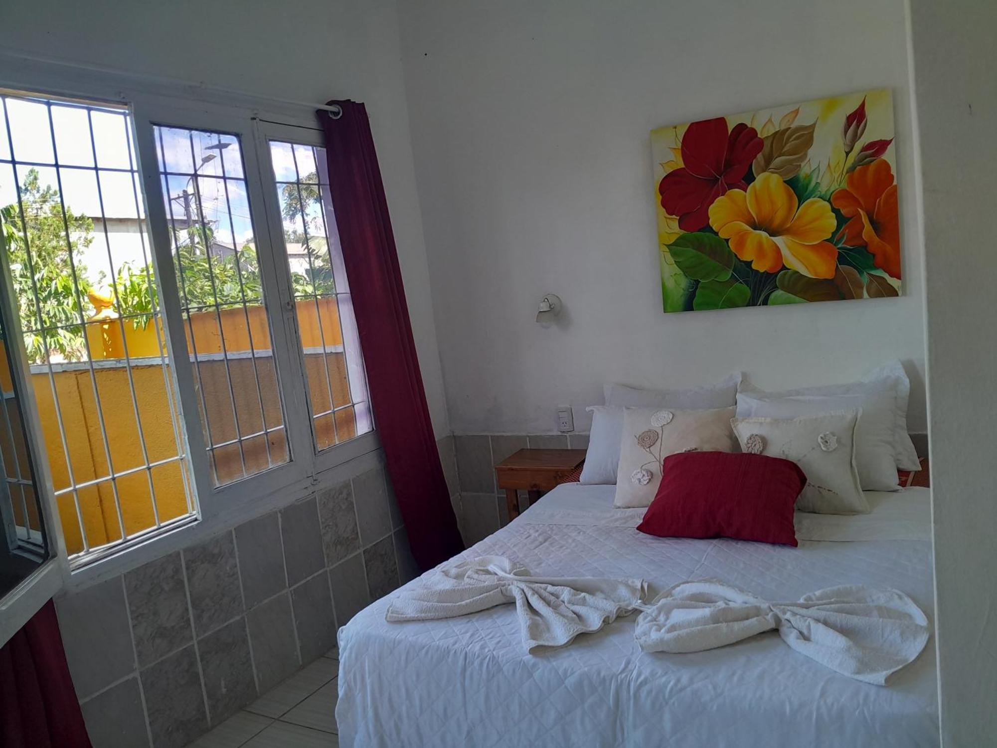 Hostel Damaris Пуерто Игуасу Екстериор снимка